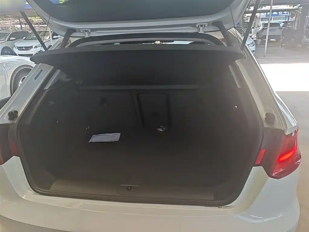 Audi A3 2014 Sportback 35 TFSI Automatic Fashion фото 19