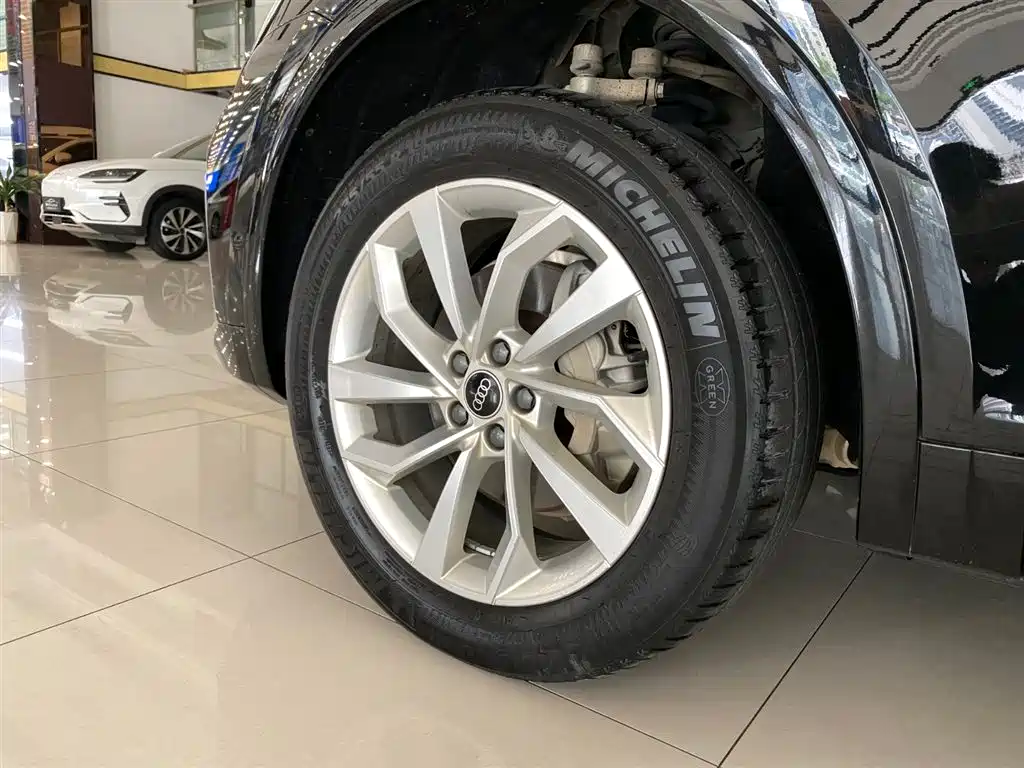Audi Q5L 2022 Facelift 40T Luxury Dynamic фото 20