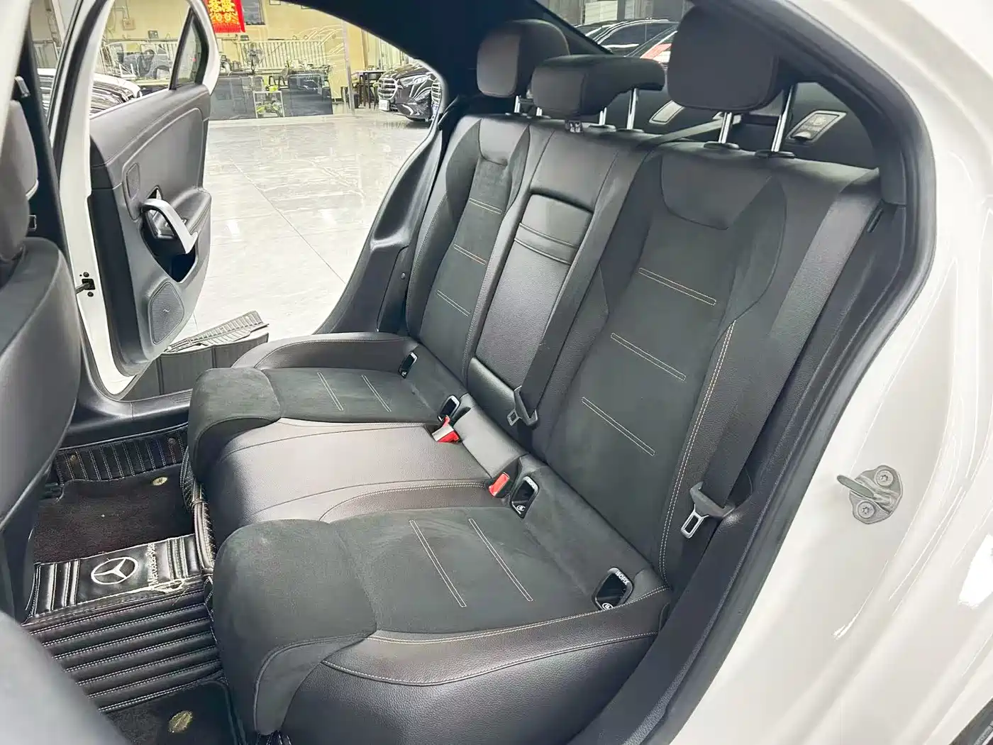 Mercedes-Benz A-Class 2019 A 200 L Sport Sedane Pioneer Special Edition фото 13