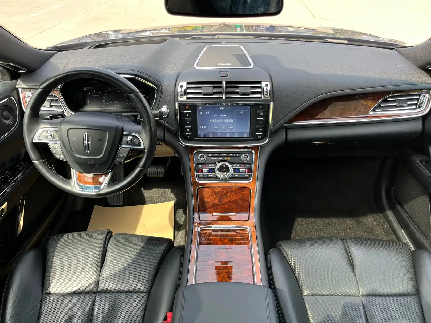 Lincoln Continental 2019 2.0T 2WD Zunyao Edition China VI фото 12