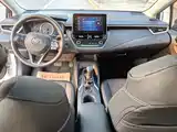 Photo 9 - Toyota Corolla
