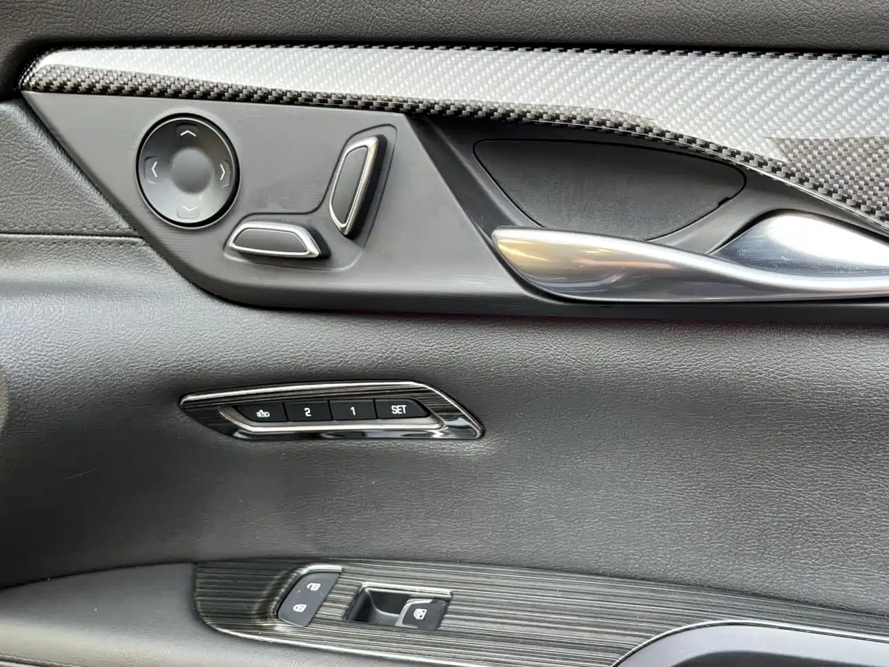 Cadillac CT6 2019 28T Leading Sport Model фото 18