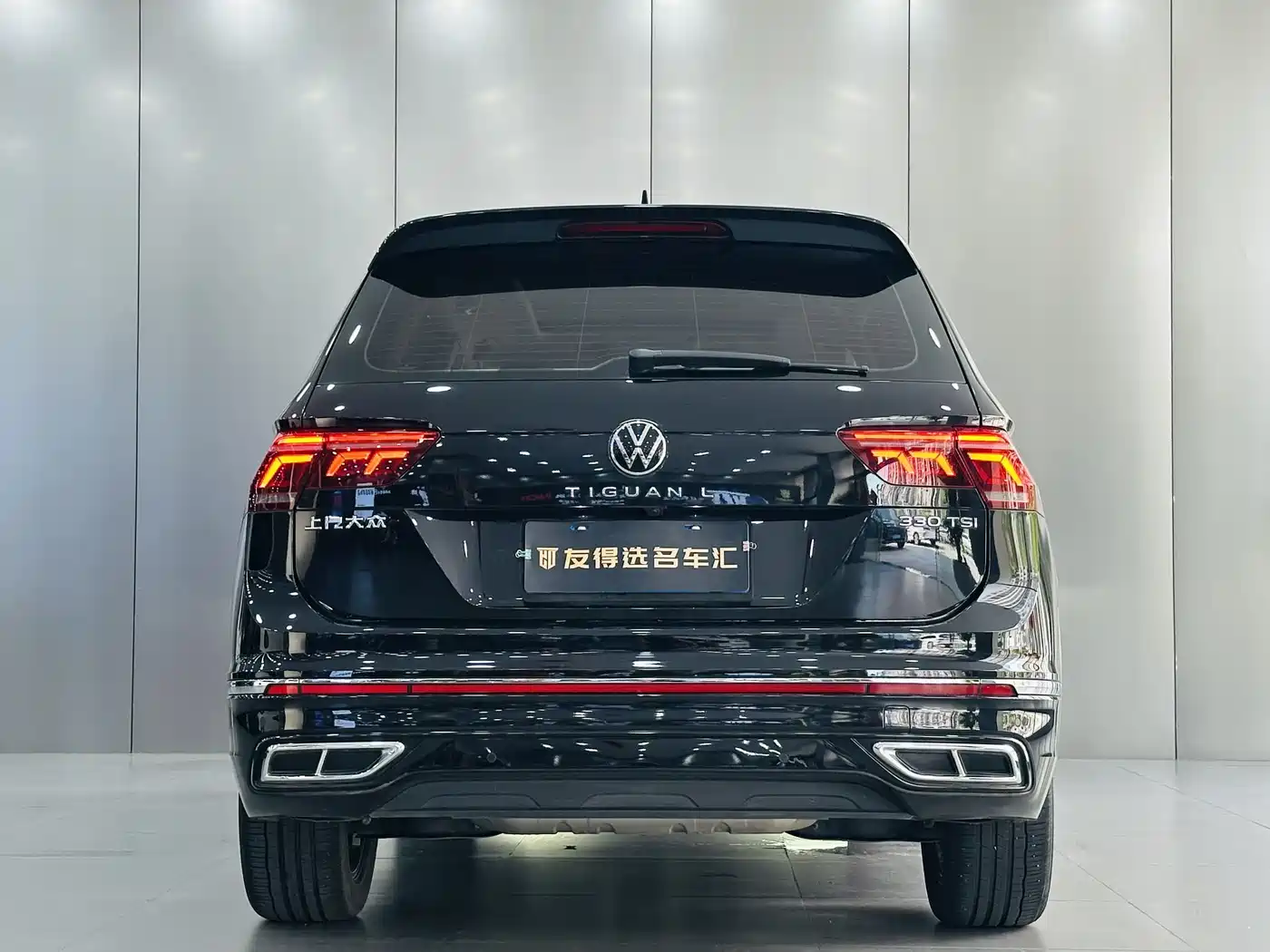Volkswagen Tiguan L 2024 330TSI Automatic 2WD R-Line Premium Enjoyment Edition фото 9