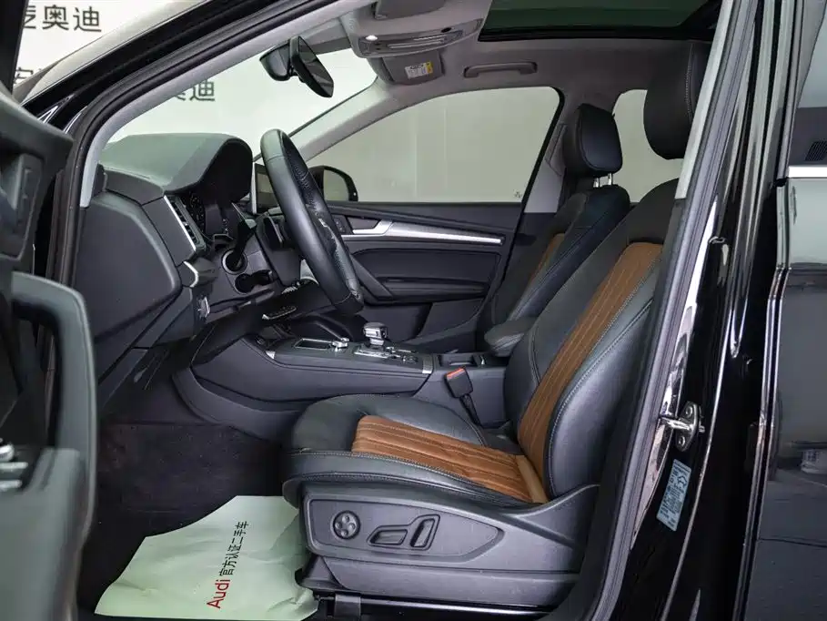 Audi Q5L 2020 45 TFSI Exclusive Fashion фото 11
