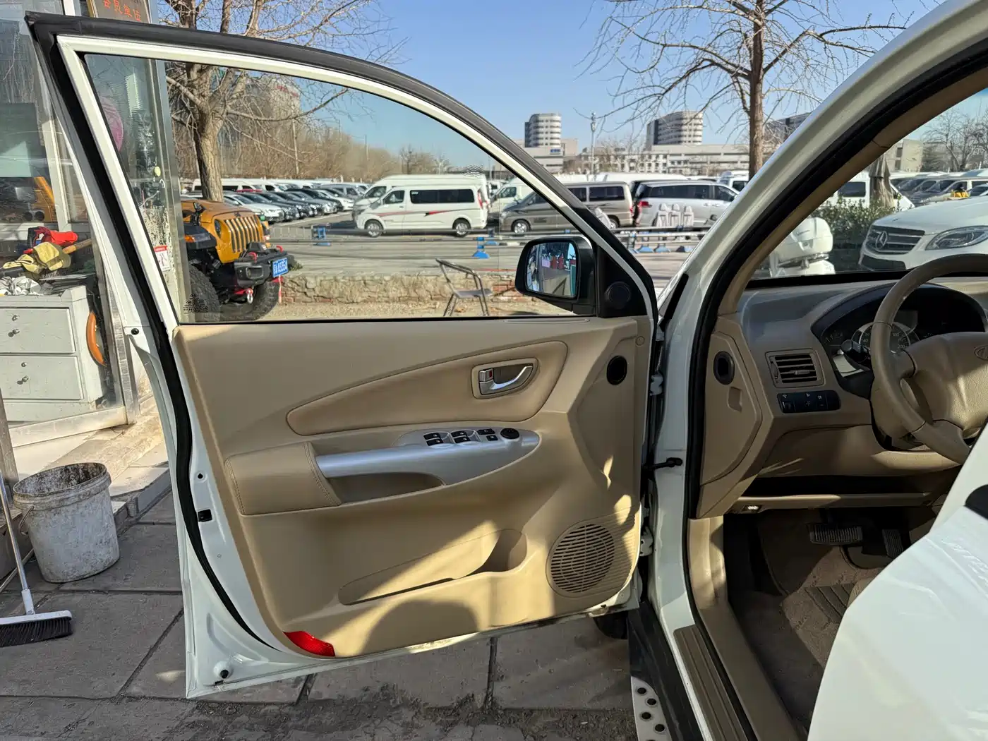 Hyundai Tucson 2013 2.0L Automatic 2WD Comfort фото 7