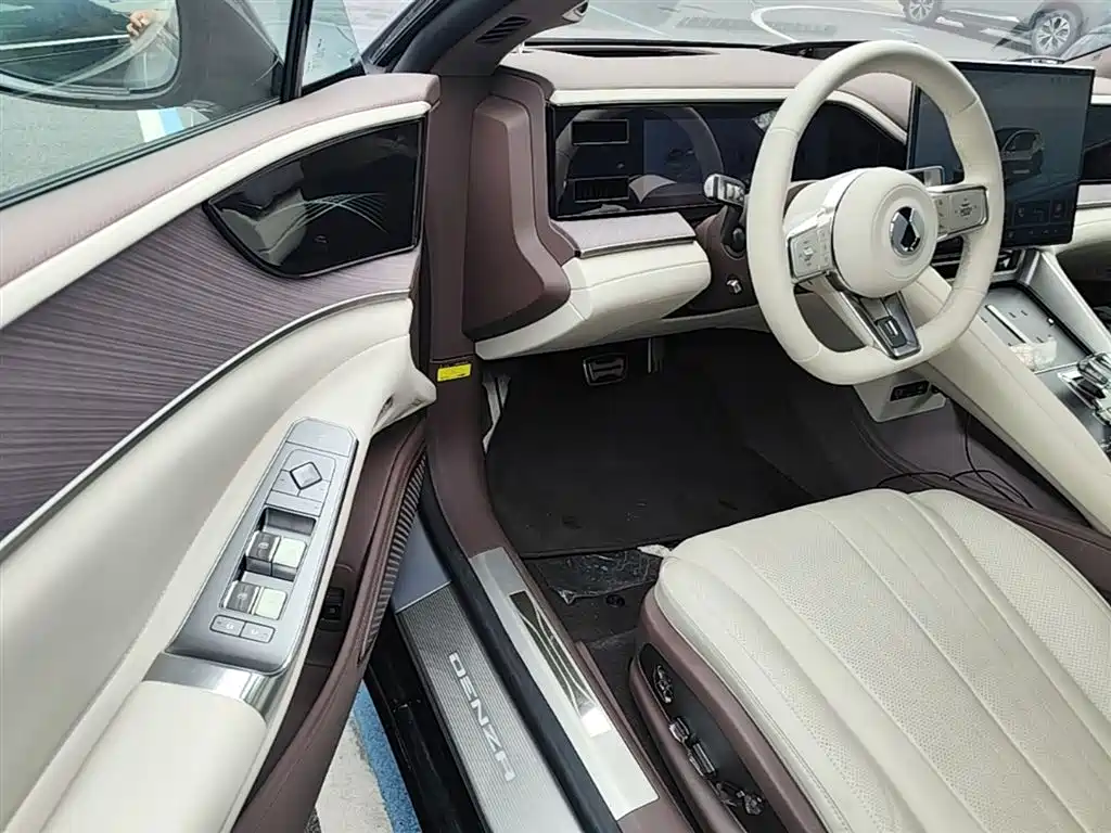 Denza Z9GT 2024 Model 1100 AWD Max Edition фото 16