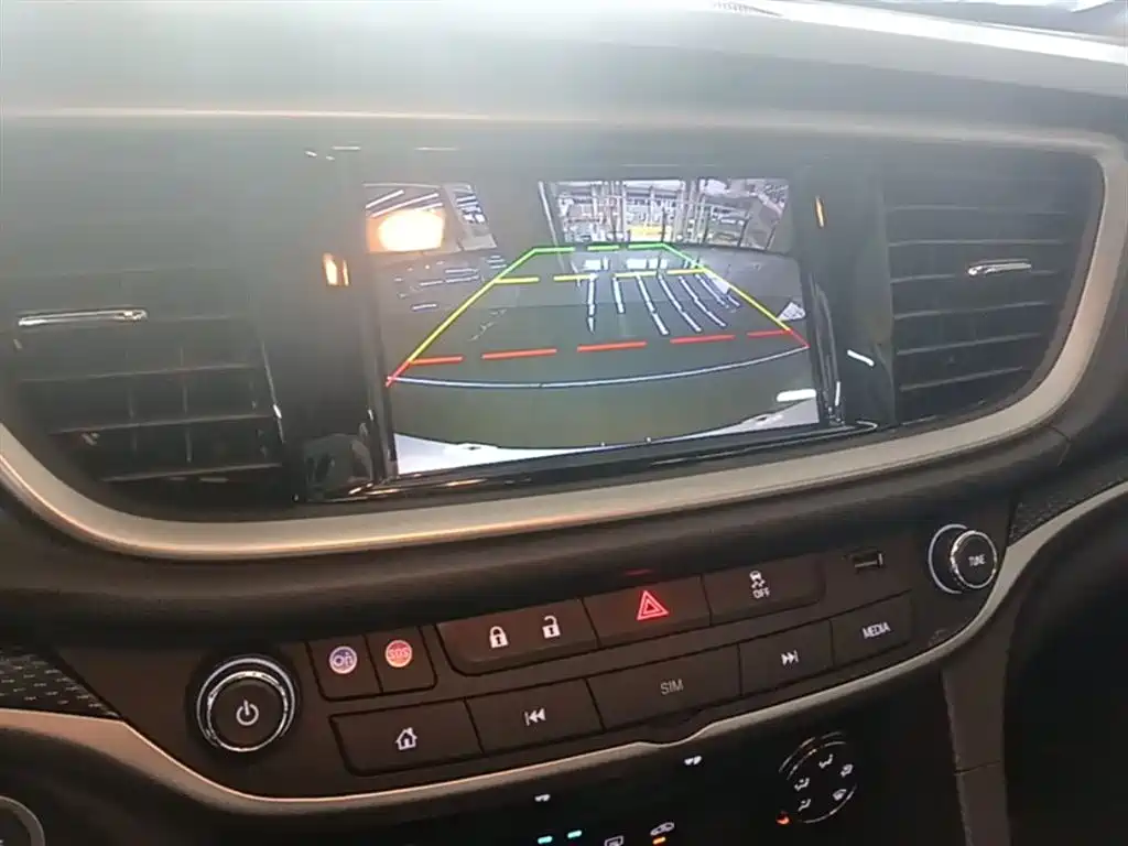 Buick Excelle 2021 Facelift 1.3T Auto Mild Hybrid Elite фото 13