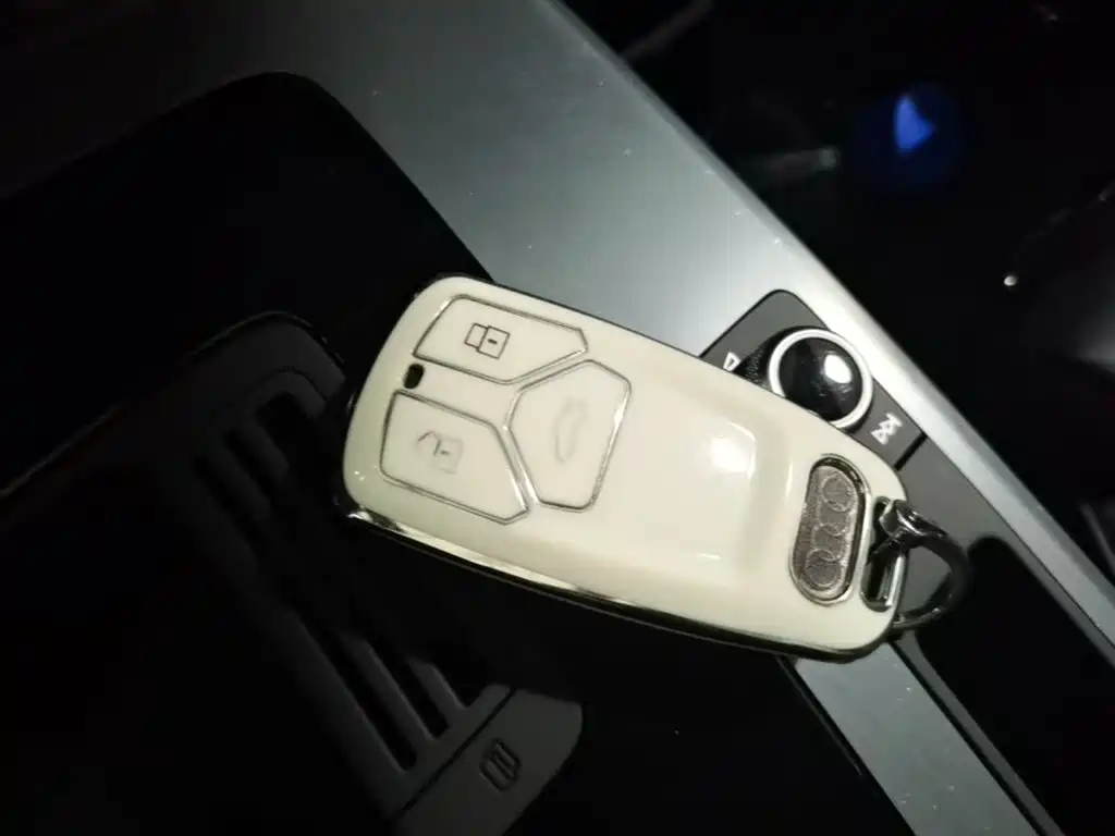 Photo 9 - Audi Q5L