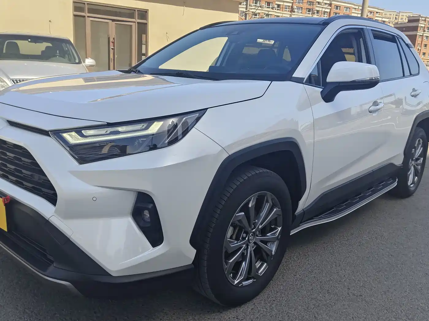 Toyota RAV4 Rongfang 2023 2.0L CVT FWD Style Plus Edition фото 3