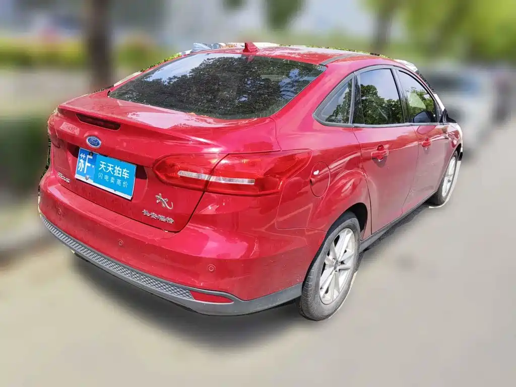 Фото 5 - Ford Focus