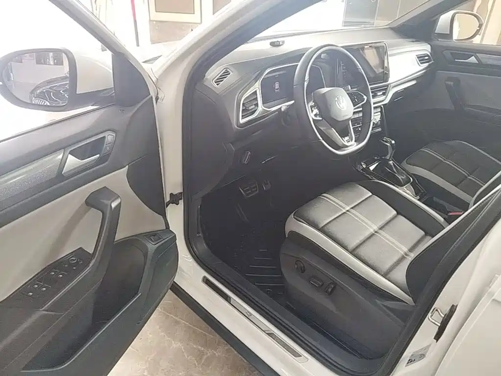 Volkswagen T-ROC 2024 2023 300TSI DSG 2WD Dawn Edition