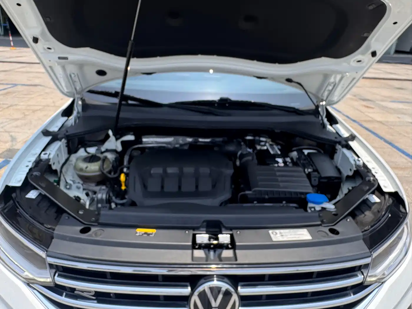 Volkswagen Tiguan L 2022 330TSI Auto 2WD R-Line Premium Edition фото 20