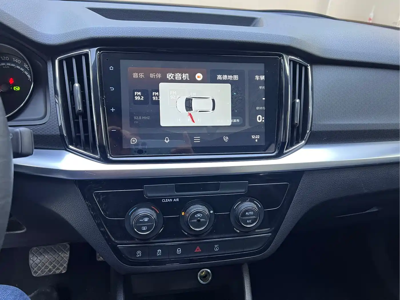 Škoda Kamiq 2023 1.5L Auto Comfort Edition фото 14