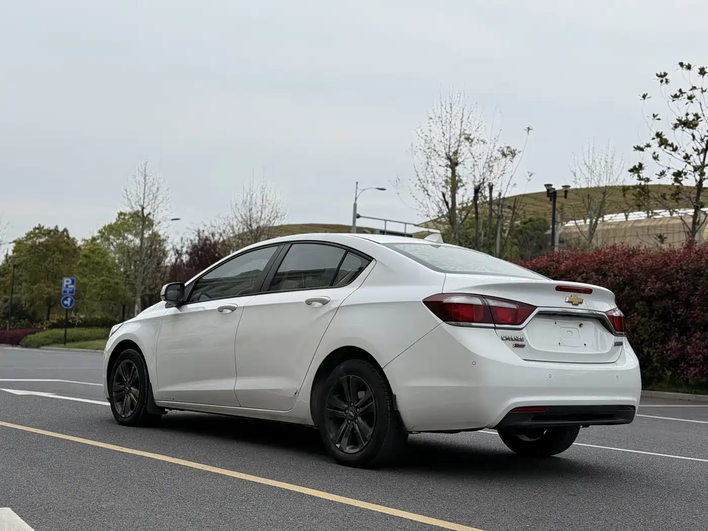 Chevrolet Cruze 2015 1.4T DCG Luxury Edition фото 6