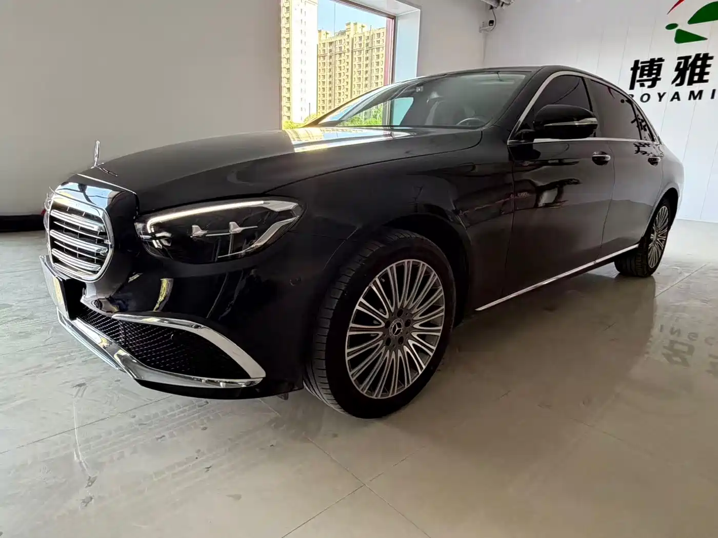 Mercedes-Benz E-Class 2022 E 260 L Sport 4MATIC фото 3