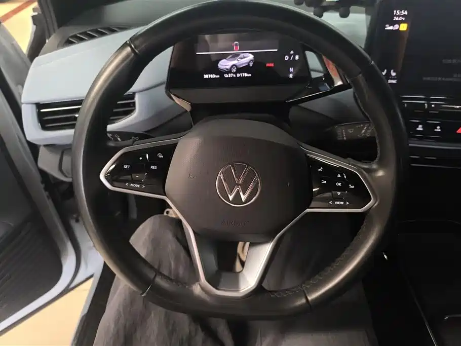 Volkswagen ID.4 X 2023 Pure Long Range Edition фото 15