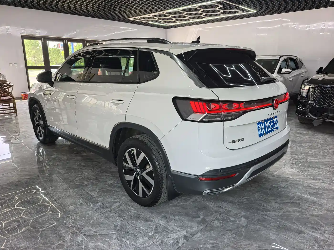 Volkswagen Tayron 2023 280TSI 2WD Luxury Plus Advanced Edition фото 4