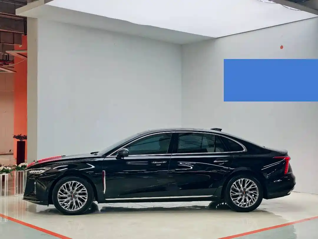Hongqi H5 2023 2.0T Auto Smart Connect Flag Enjoy фото 3