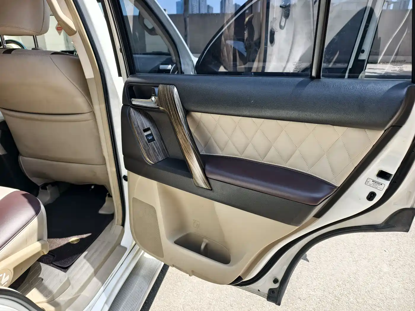 Toyota Prado 2010 4.0L Automatic TX фото 16