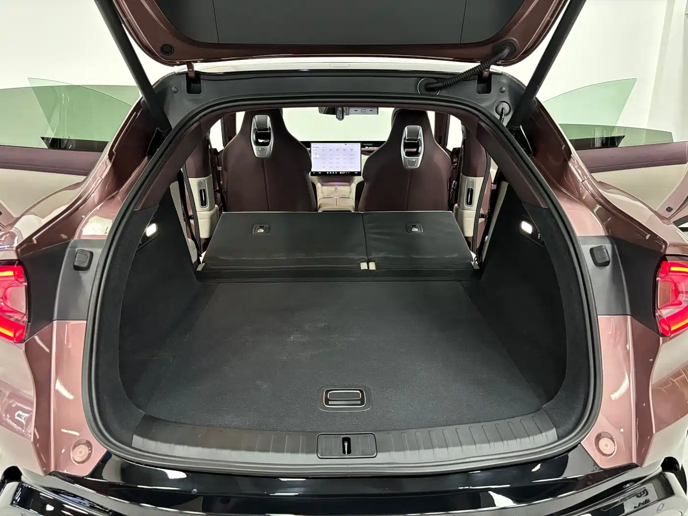 Xiaomi Auto Xiaomi YU7 2025 Ultra Long Range High Performance AWD Max Edition фото 16