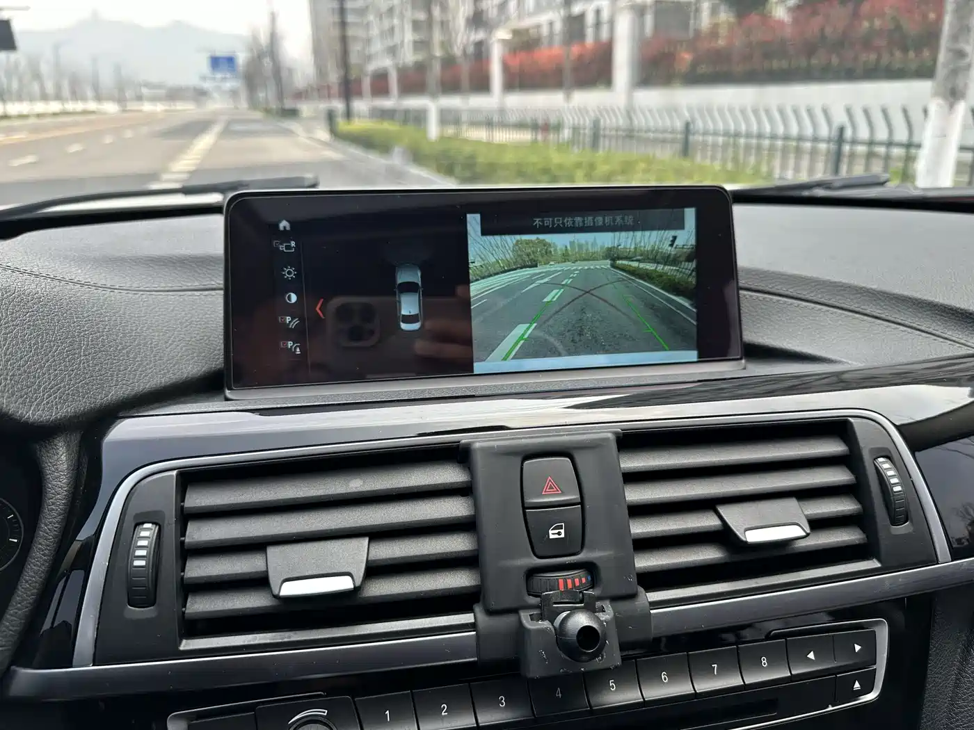 BMW 3 Series 2019 320Li M Luxury Package фото 19