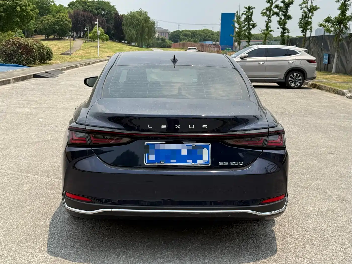 Lexus ES 2024 200 Premium Edition фото 8