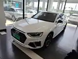Фото 2 - Audi A4L