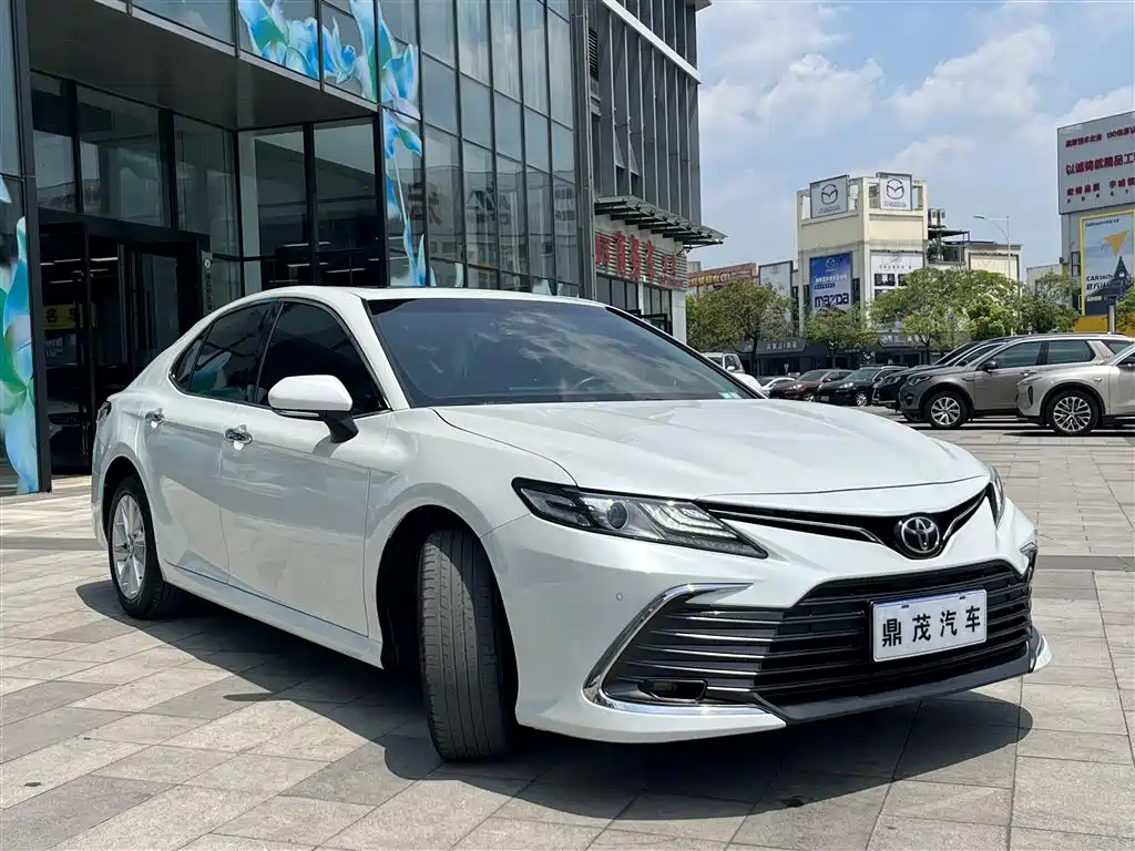 Toyota Camry 2021 2.0G Luxury Edition фото 6