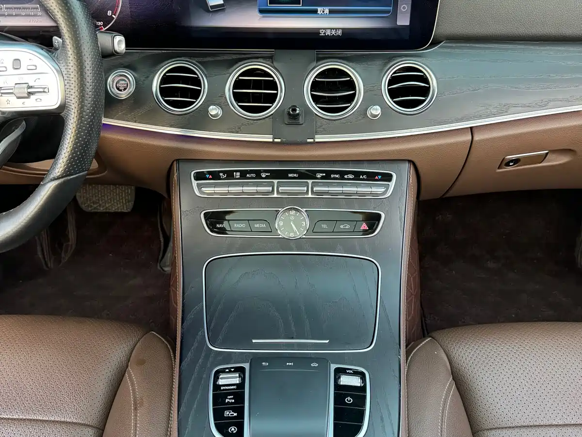 Mercedes-Benz E-Class 2020 Facelift E 300 L Sport Fashion фото 12