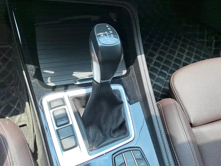 BMW 1 Series 2019 118i M Sport Package фото 16