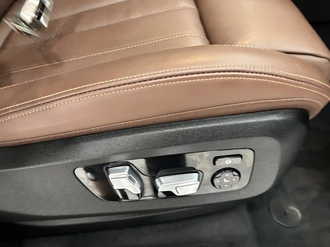 BMW X5 (Import) 2019 xDrive40i Exclusive M Sport Package фото 30