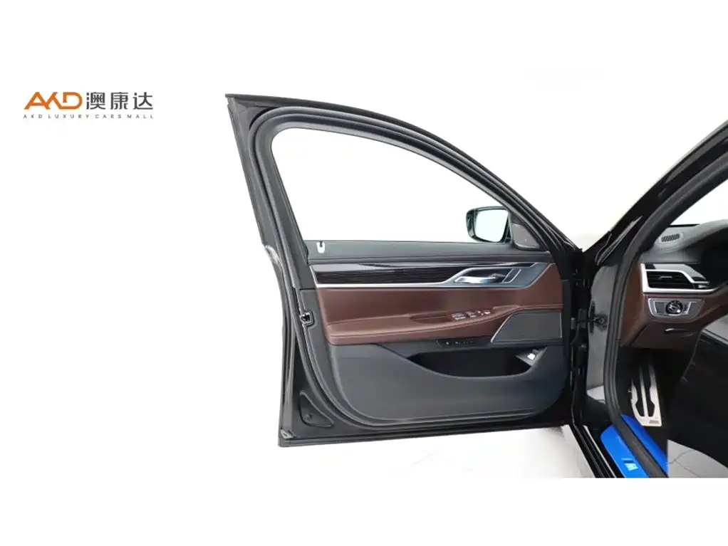 BMW 7 Series 2019 Facelift 730Li M Sport Package фото 10