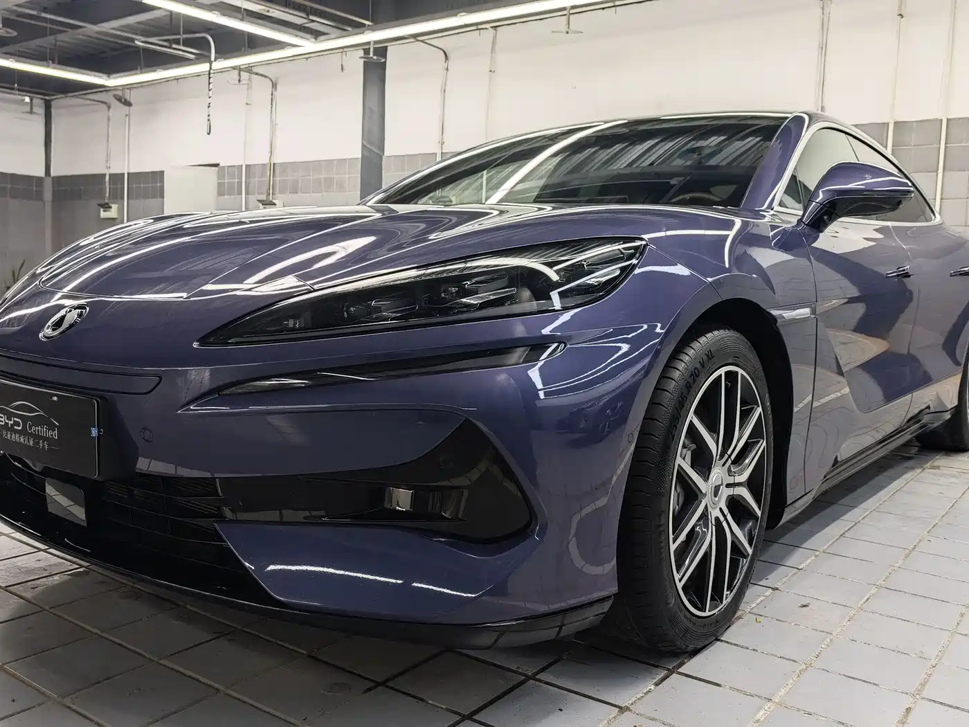 Denza Z9 2024 Model 1100km AWD Max Edition