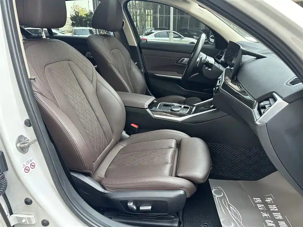 BMW 3 Series 2023 325Li M Sport Package фото 7