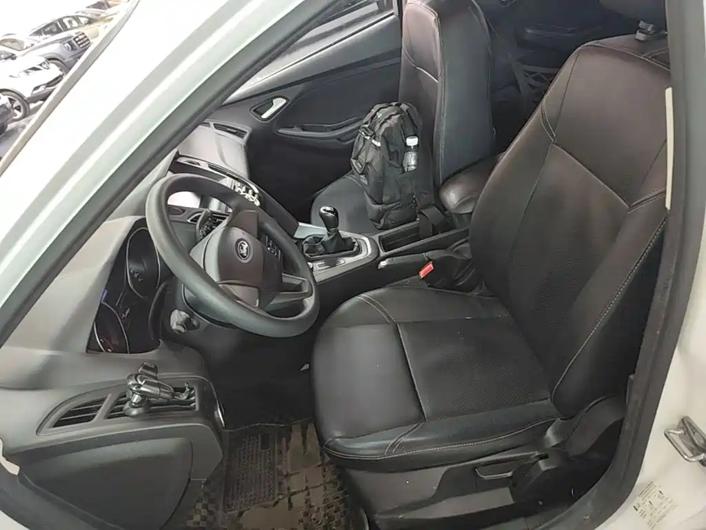 Фото 20 - Ford Focus