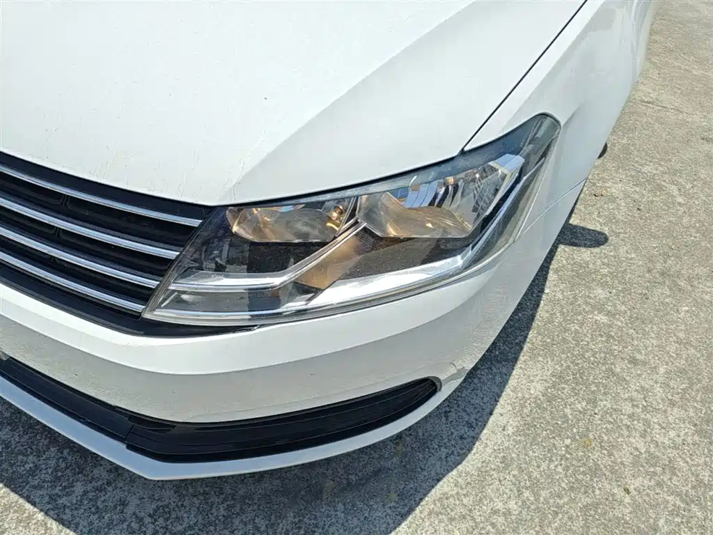Volkswagen Lavida 2017 1.6L Automatic Trend Edition фото 24