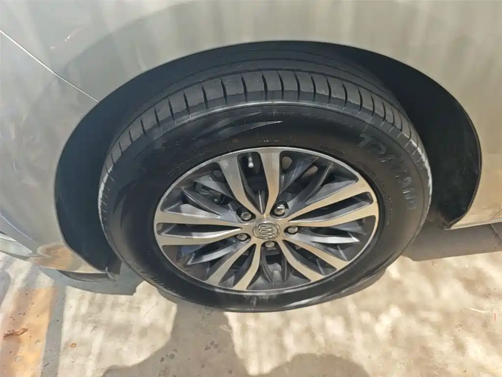 Buick GL8 2022 ES Landmark 653T Comfort фото 23