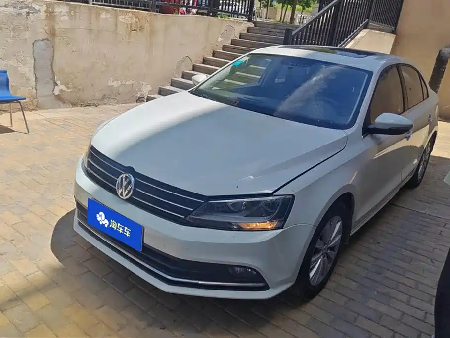 Volkswagen Sagitar 2015 1.6L Manual Fashion