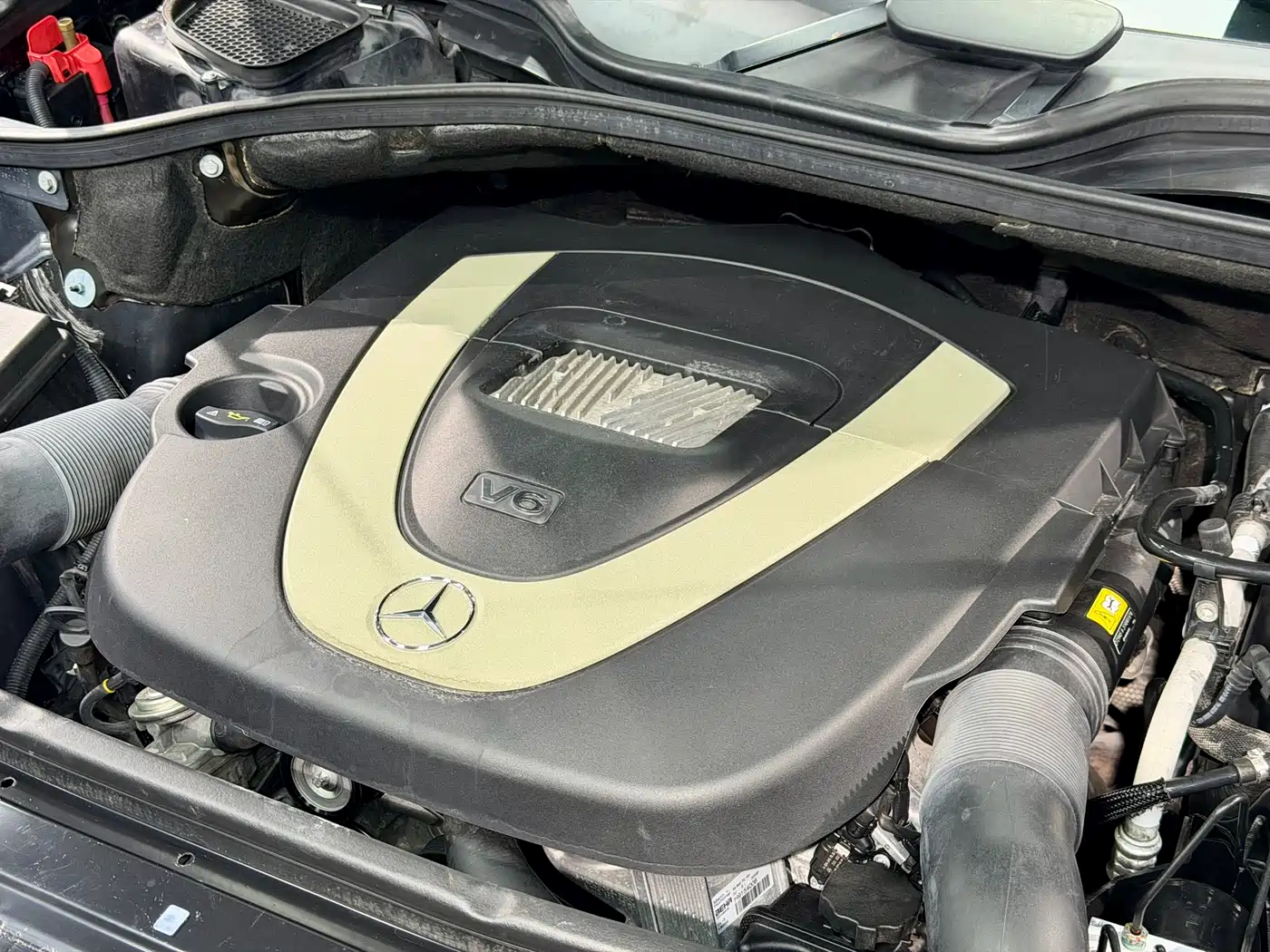 Mercedes-Benz M-Class 2010 ML 300 4MATIC фото 17