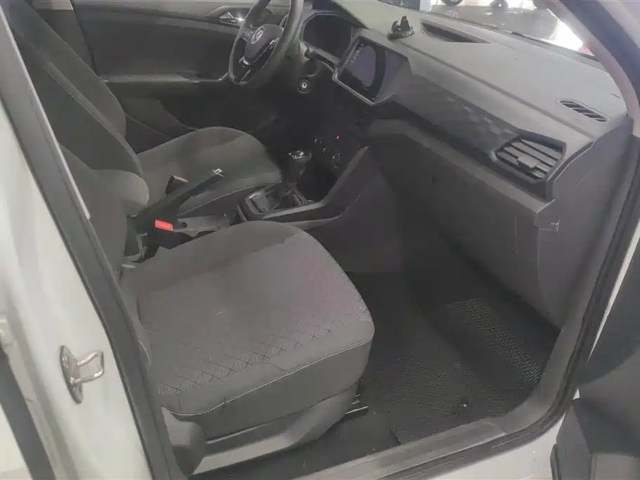 VOLKSWAGEN TU KAI
