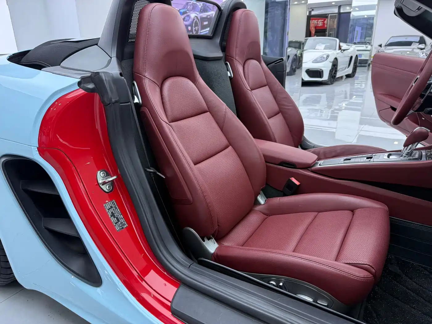 Porsche 718 2016 Boxster 2.0T фото 12