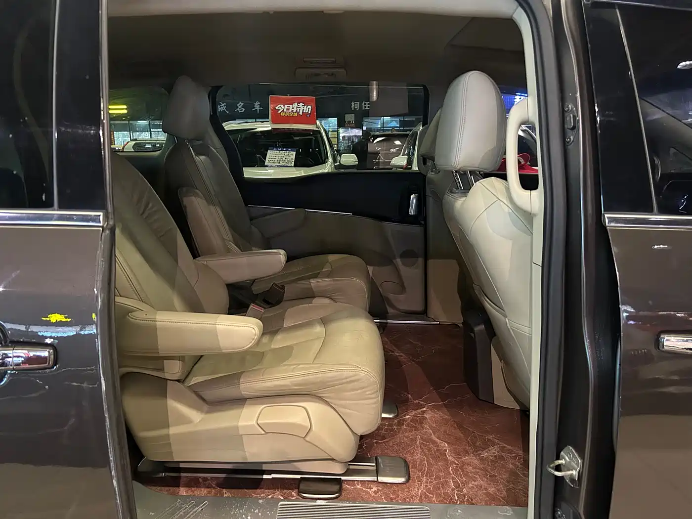 Buick GL8 2017 25S Premium Model China V фото 7