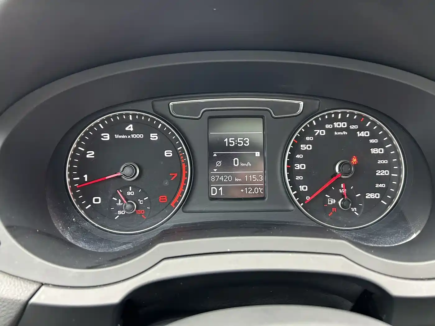 Audi Q3 2018 30th Anniversary Edition 35 TFSI Sport фото 10