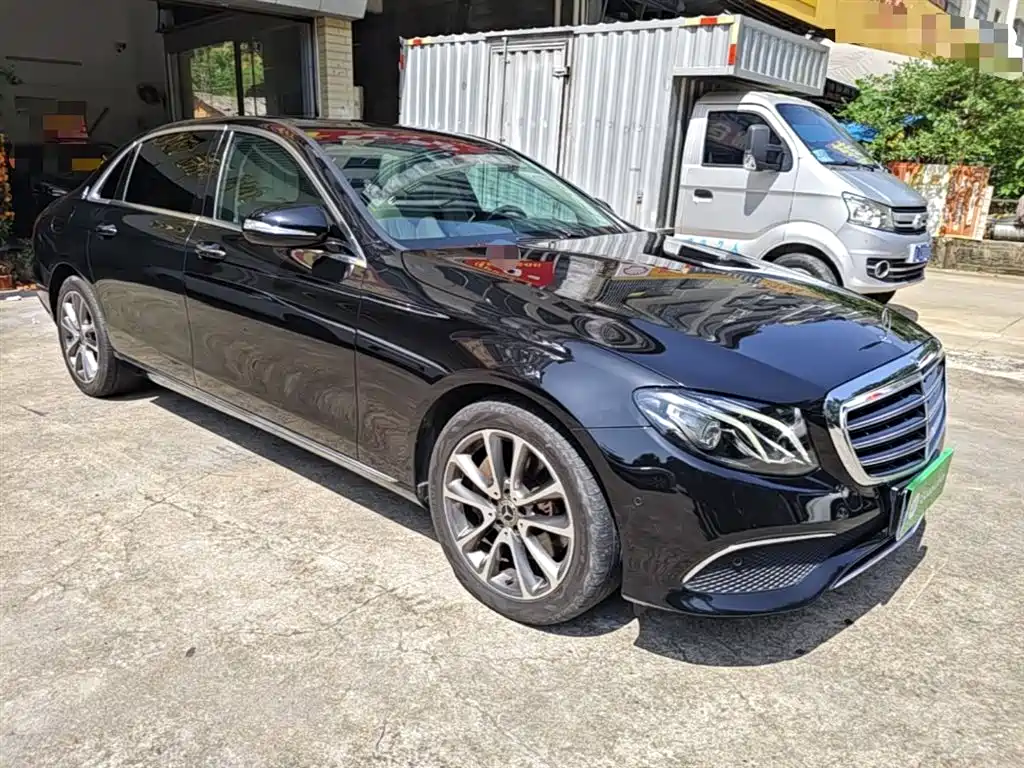 Mercedes-Benz E-Class 2016 E 300 L Fashion Type фото 4
