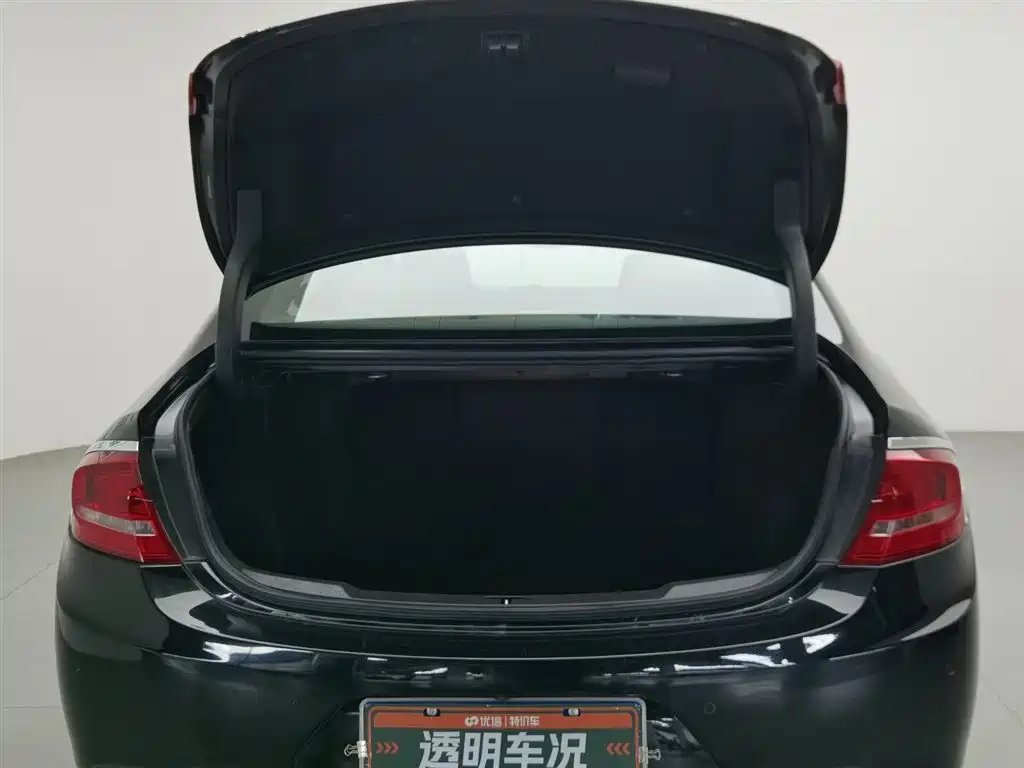 Buick LaCrosse 2016 Model 28T Luxury фото 16