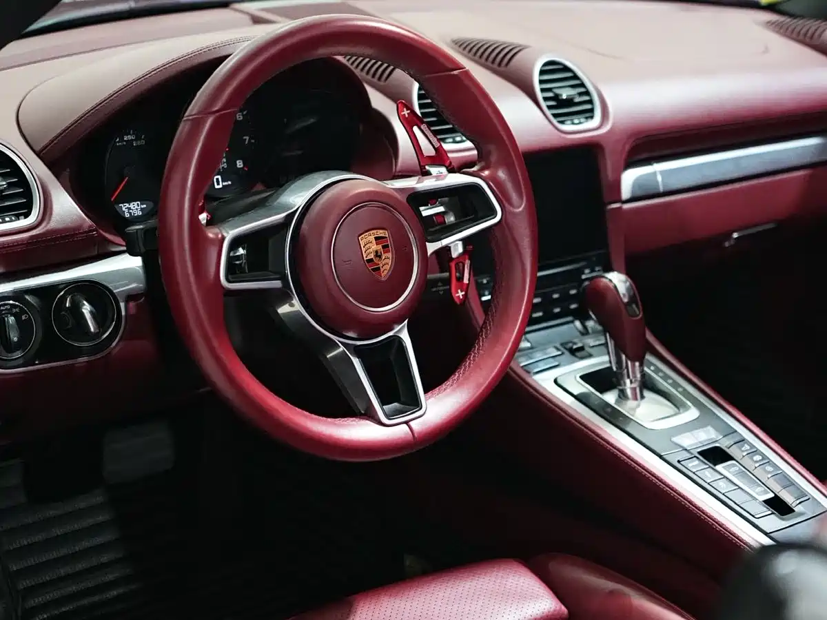 Porsche 718 2018 Boxster 2.0T фото 14