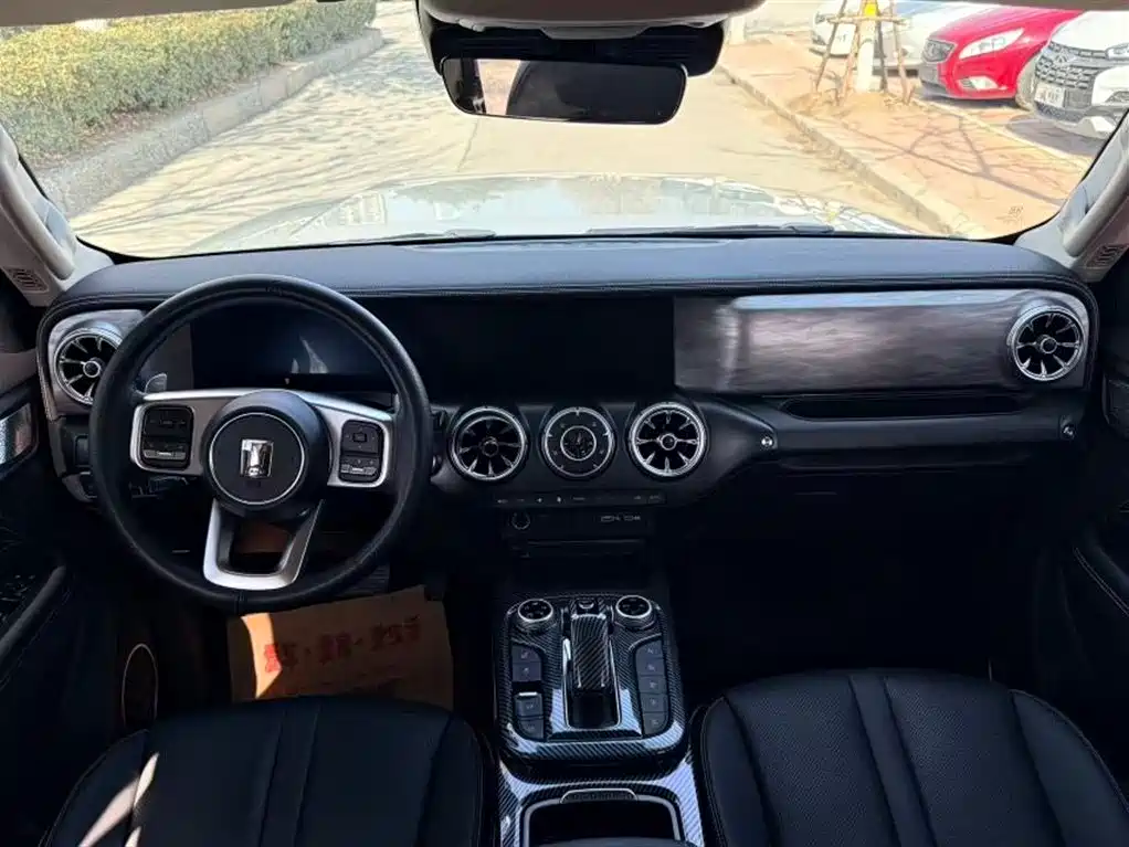 Tank 300 2023 Off-Road Edition 2.0T Conqueror фото 6