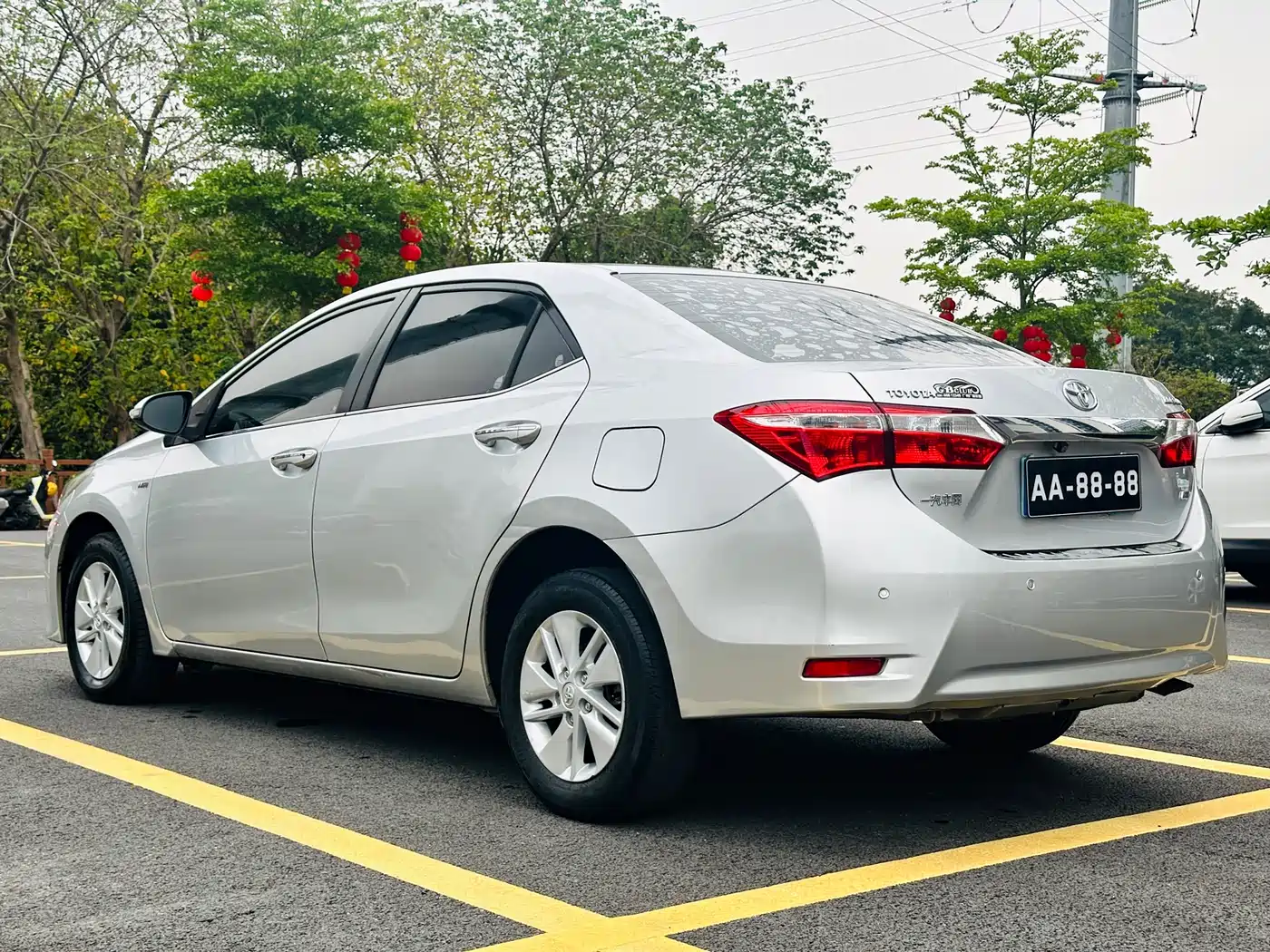 Toyota Corolla 2014 1.6L CVT GL фото 9