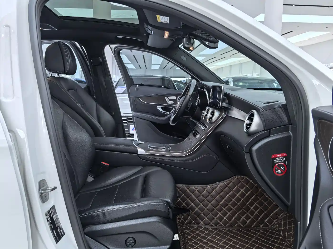 Mercedes-Benz GLC 2020 GLC 260 L 4MATIC Luxury фото 10