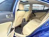 Фото 8 - Lexus IS
